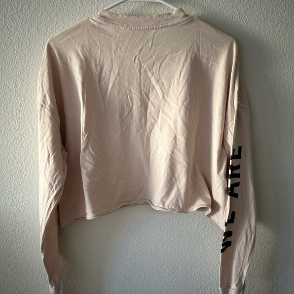 Top - Picture 3 of 3